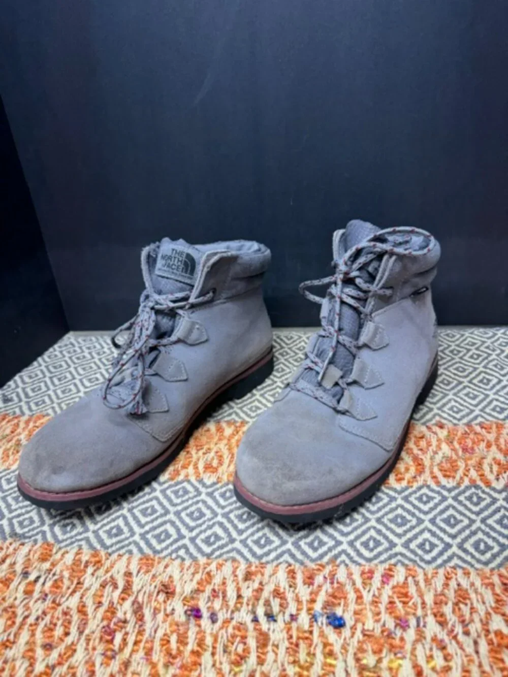 The North Face Ballard Roll Down Boots Woman's Size 9.5